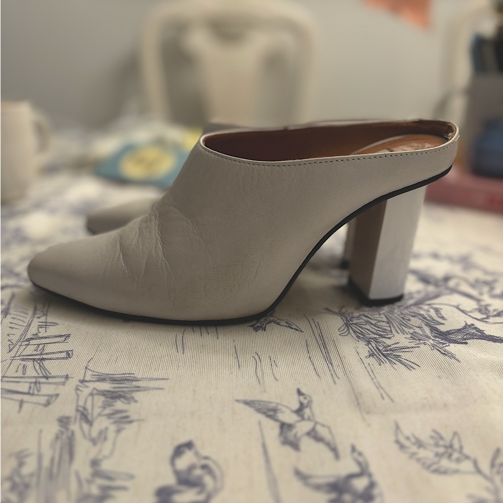 TOPSHOP White Leather Mules 7.5